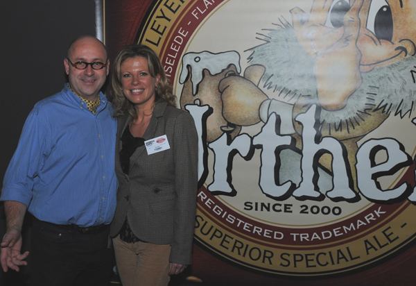 10 11 21 horeca beurs urthel bas en hildegard pancarte