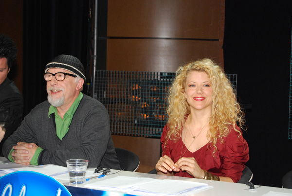 10 10 17 idool 2011 jury jean blaute sylvia van driessche pancarte