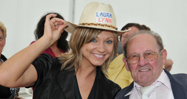 opendeur deschacht laura lynn pancarte
