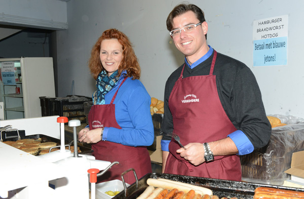 12 11 21 gentse zesdaagse 2012 dag 2 braadworst pancarte