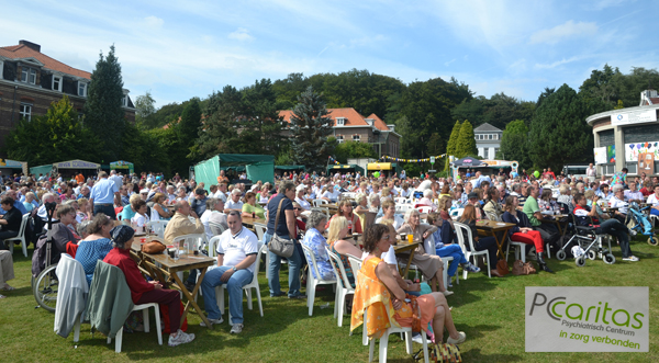 caritas melle 2012 publiek pancarte