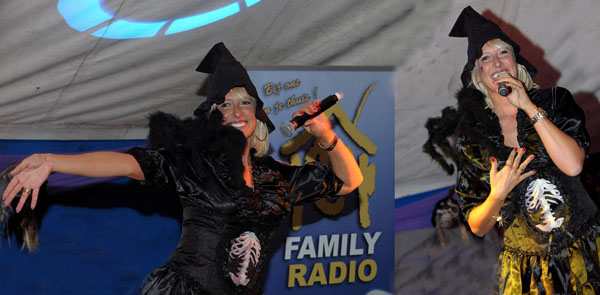 001 family radio vrolijke vriendenbus pancarte 2